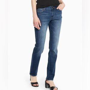 Garnet Hill Essential Straight Jeans Women’s SZ 6 P petite med wash EUC mid rise